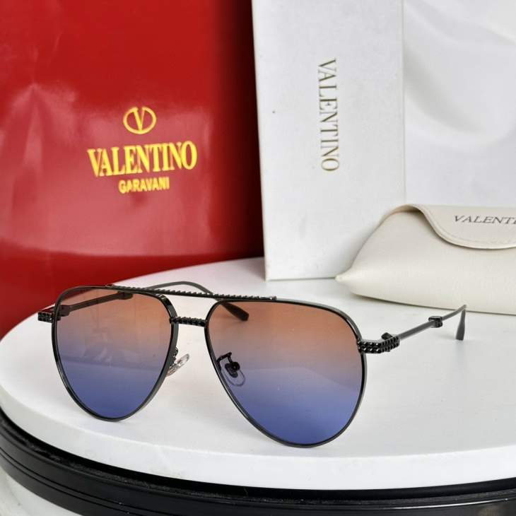 Picture of Valentino Sunglasses _SKUfw66051135fw